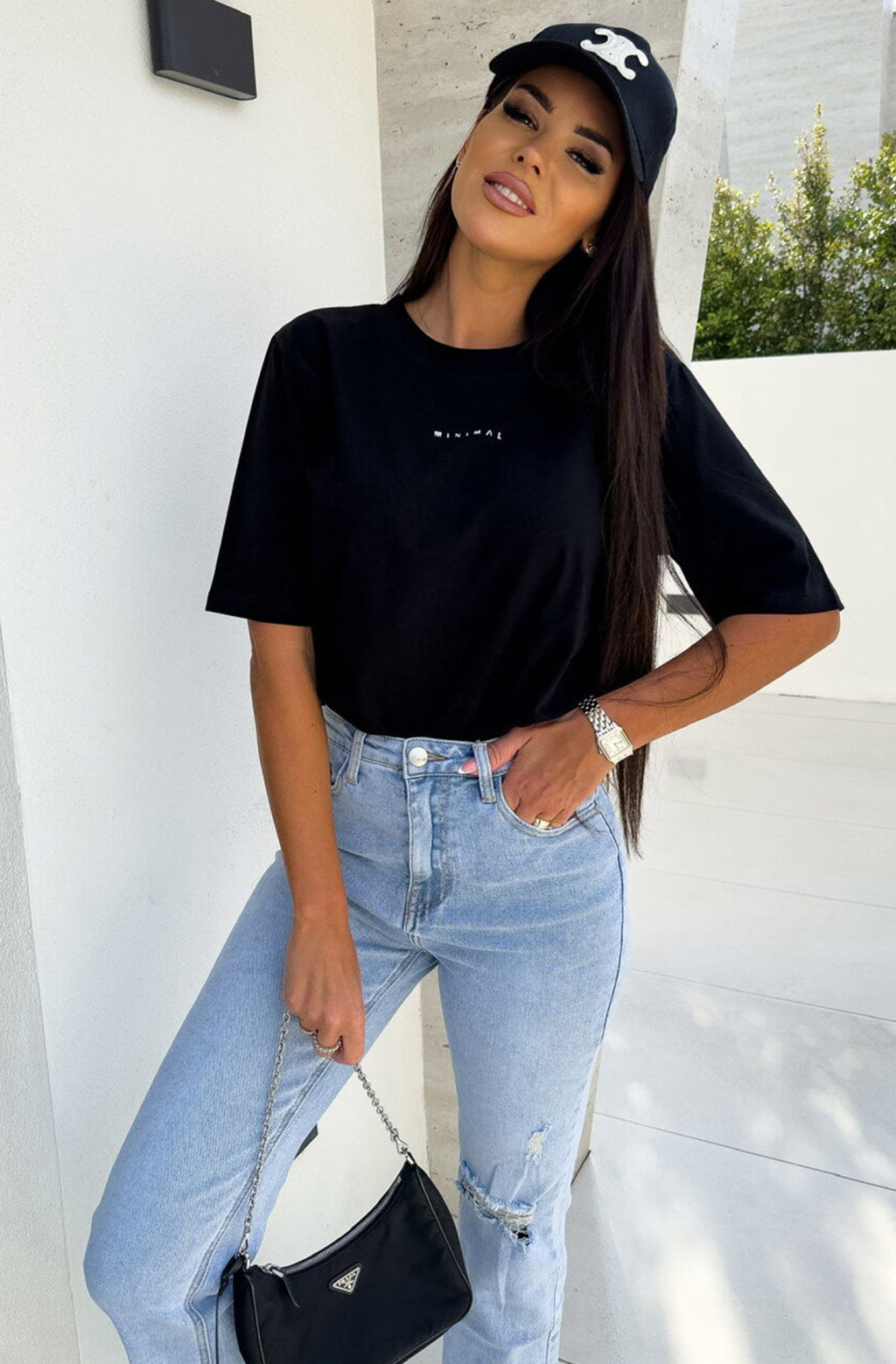 ‘Minimal’ Graphic oversized T-shirt Black